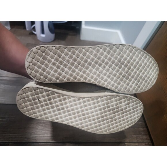 STEVE MADDEN Grey SUEDE HIGH TOP WEDGE SLIP ON SNEAKERS WOMEN'S 5.5M - Picture 5 of 7